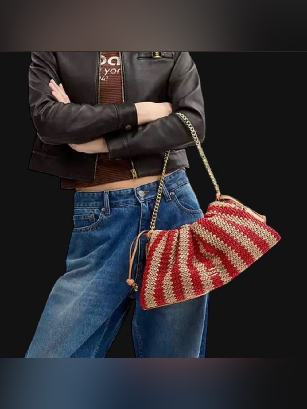 Like New | SOLD OUT! Coach Faye Large shoulder bag with stripes.